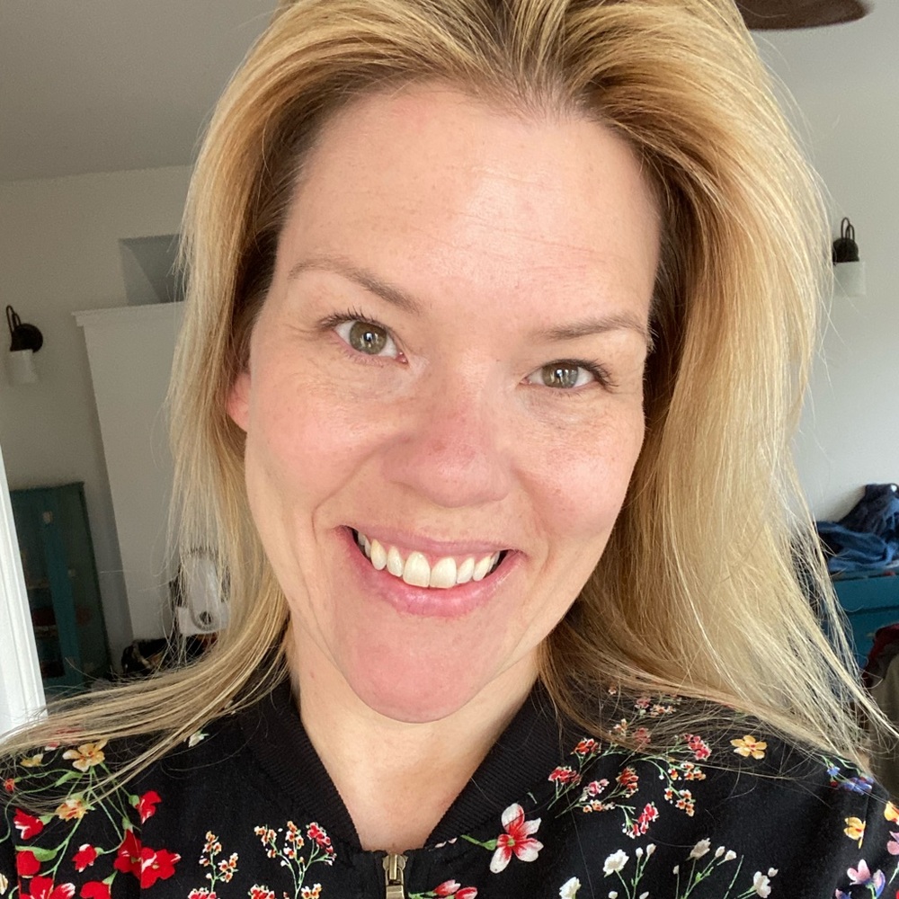 Meet your Posher, Carrie